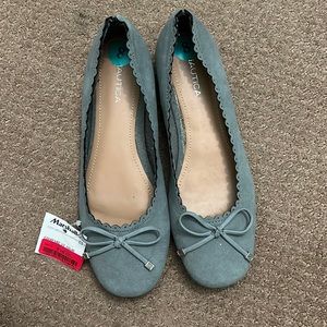 *NWT* Nautica flats